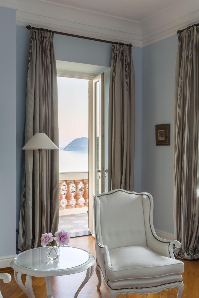 Villa Della Pergola image
