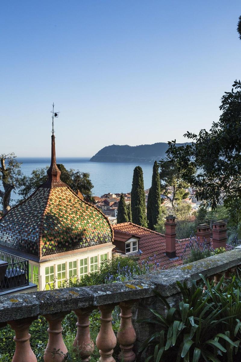 Villa Della Pergola image