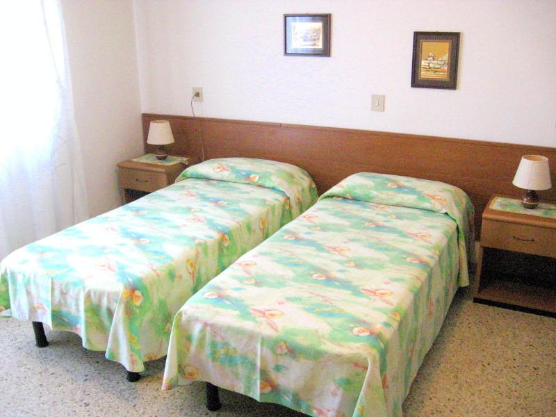 Da Vito Garni image
