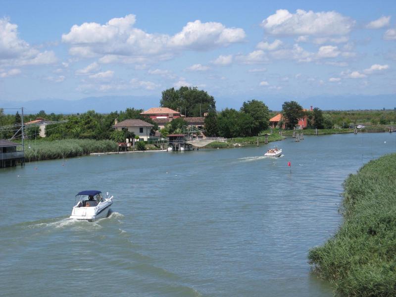 Da Vito Garni image