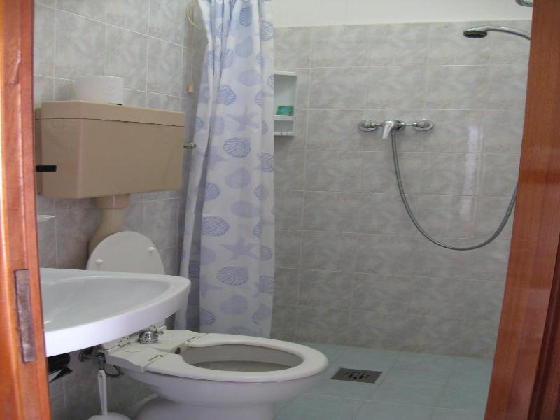 Da Vito Garni image