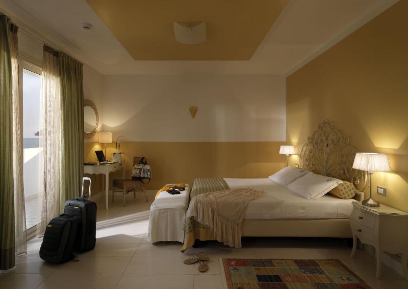 Hotel Le Soleil image