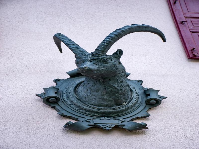 Villa Della Regina image