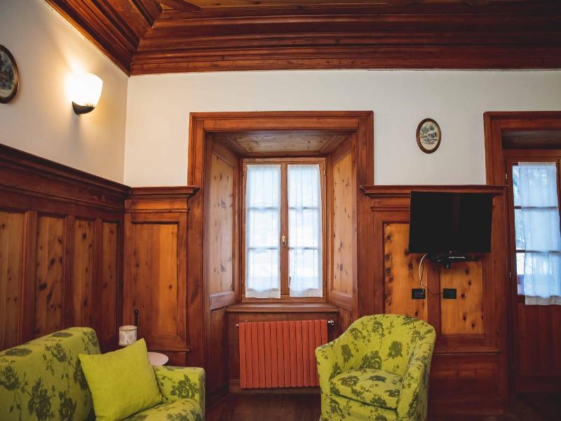 Villa Della Regina image