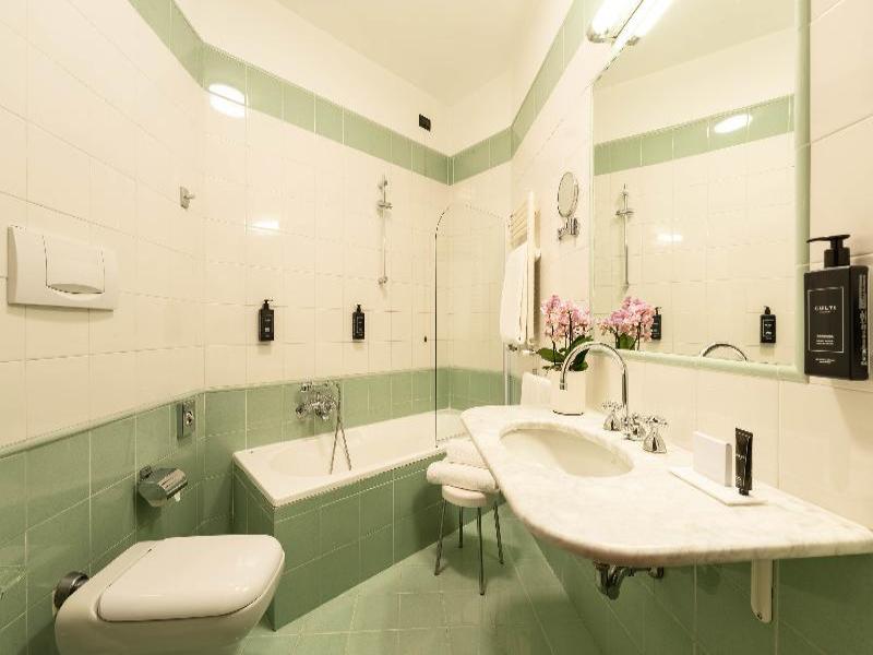 Hotel Raffaello image