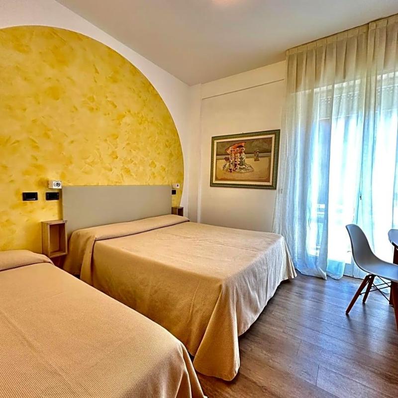 Hotel Residence & Suites image