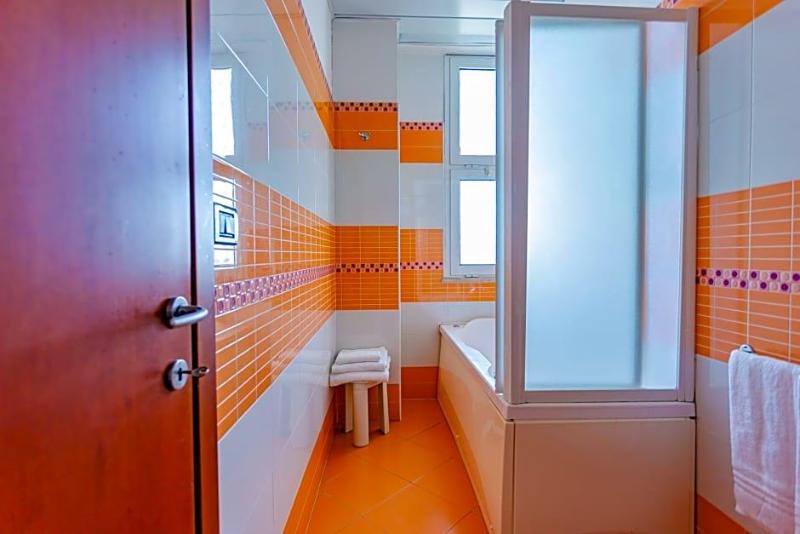Hotel Residence & Suites image