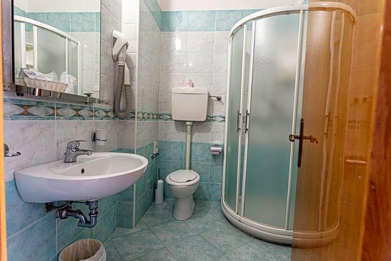 Hotel Residence & Suites image