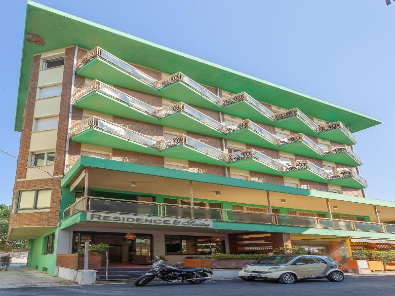 Hotel Residence & Suites image