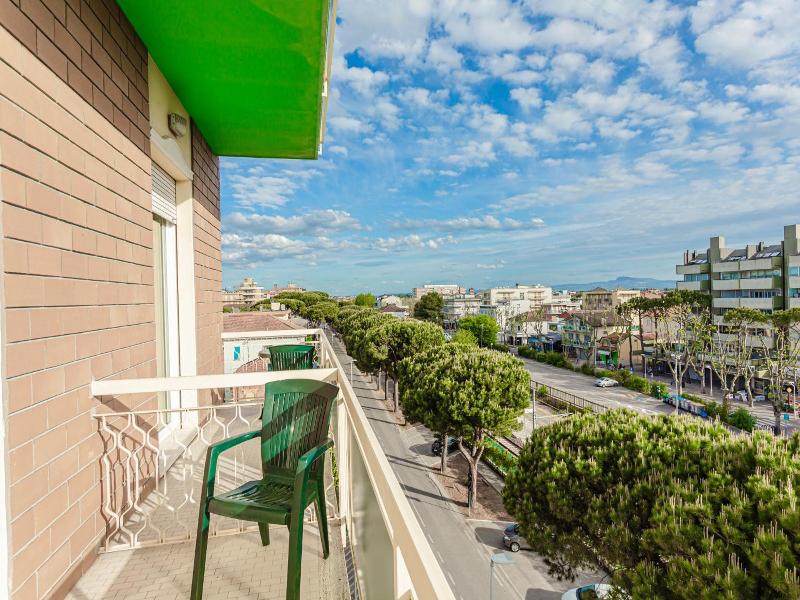 Hotel Residence & Suites image