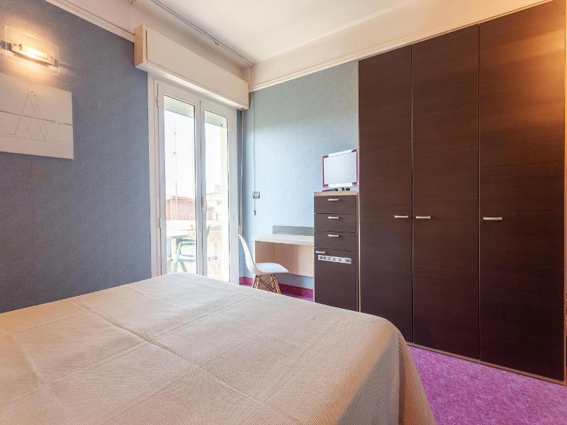 Hotel Residence & Suites image