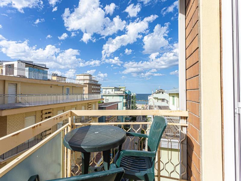 Hotel Residence & Suites image