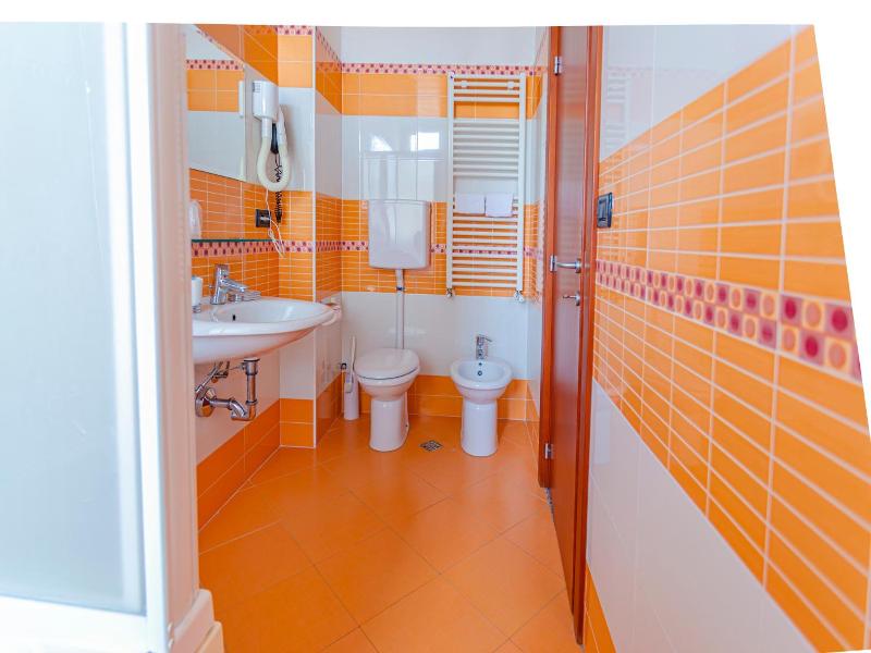 Hotel Residence & Suites image