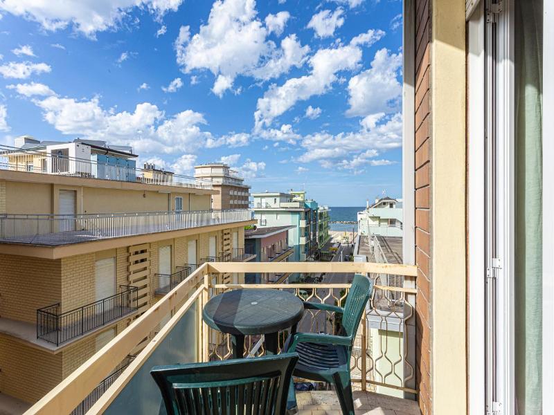 Hotel Residence & Suites image