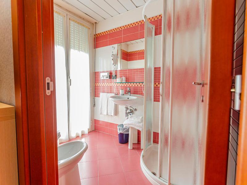 Hotel Residence & Suites image