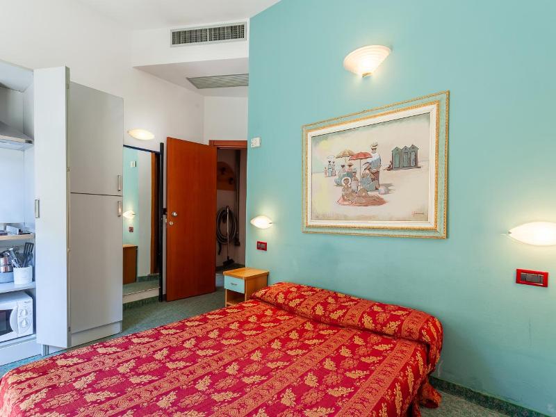 Hotel Residence & Suites image