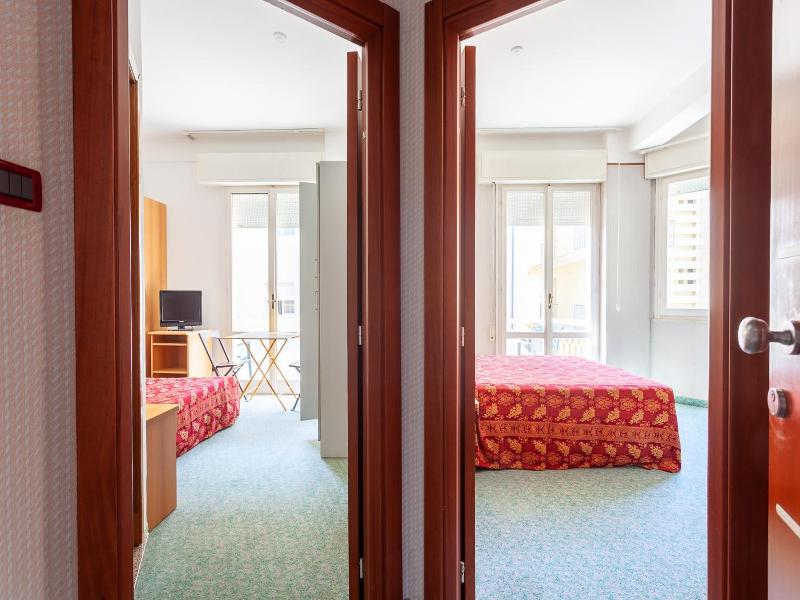 Hotel Residence & Suites image