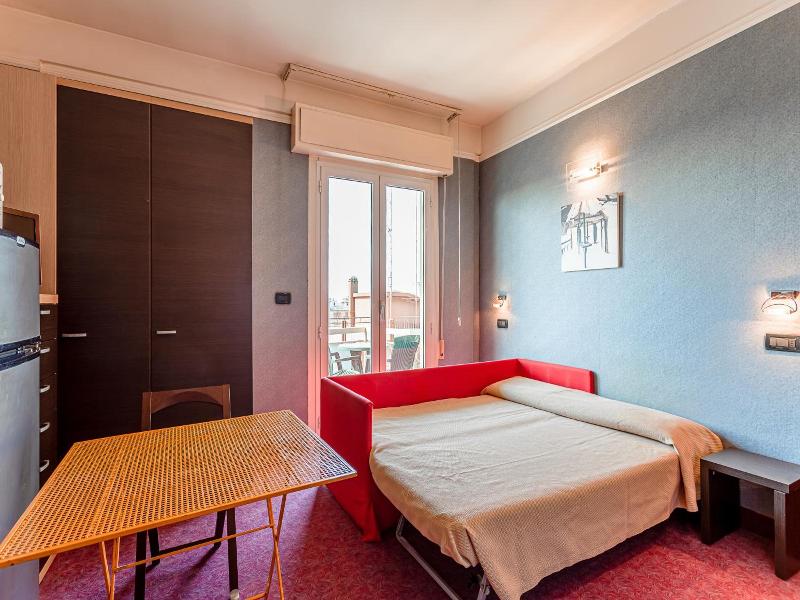 Hotel Residence & Suites image