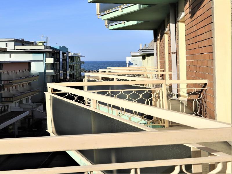 Hotel Residence & Suites image