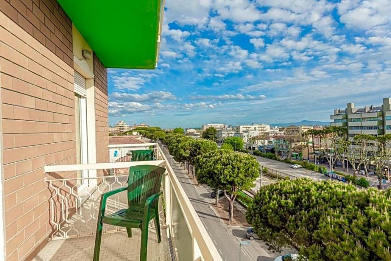 Hotel Residence & Suites image