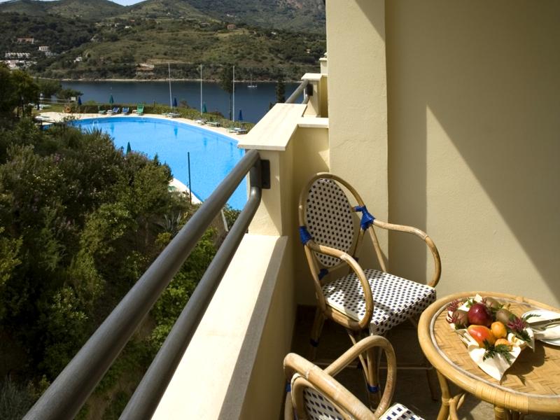JR Resort Elba International image