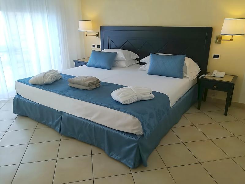 JR Resort Elba International image
