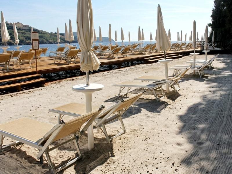 JR Resort Elba International image