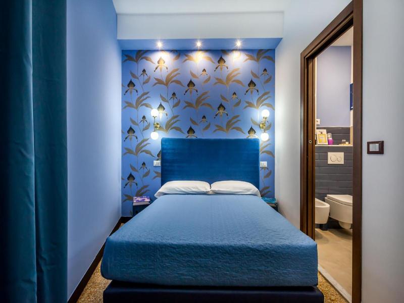 Hotel Bologna image