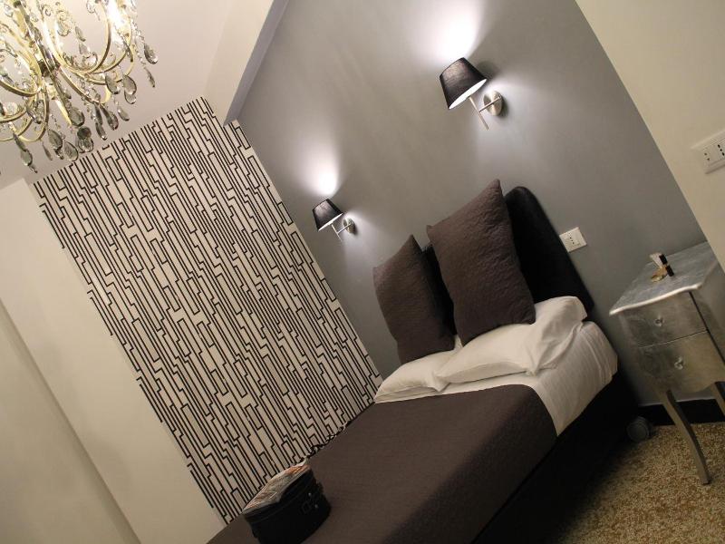 Hotel Bologna image