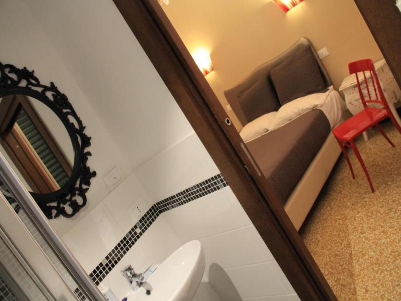 Hotel Bologna image