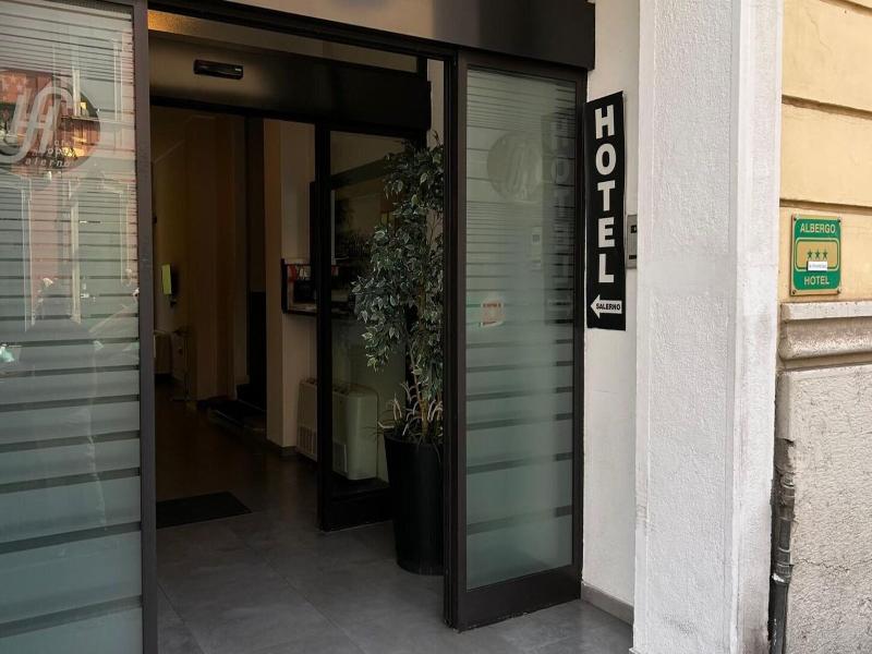 Albergo Salerno image