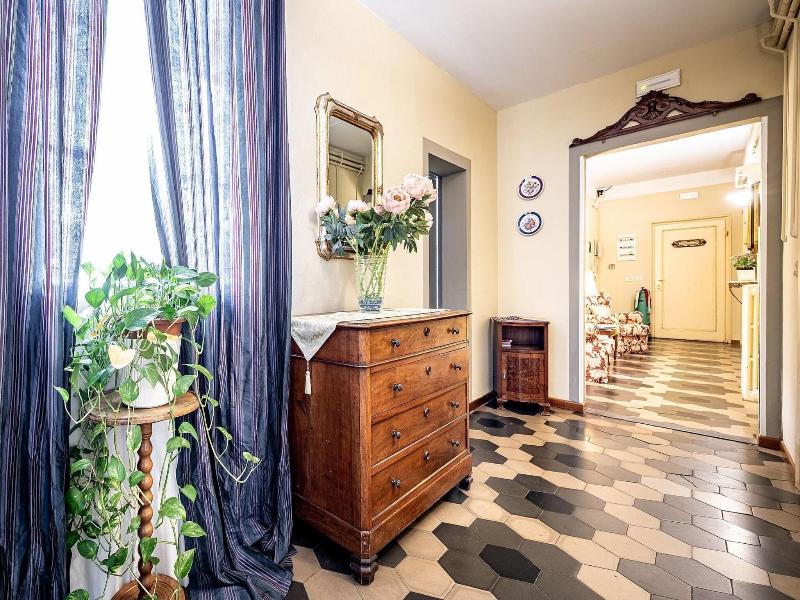 Bellevue House Hotel image