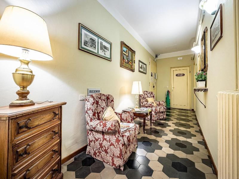 Bellevue House Hotel image