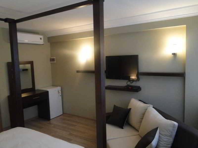 Gc Suites 1