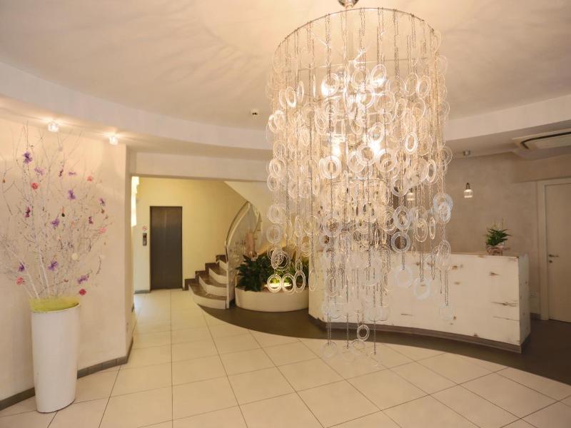 Hotel Caribia image