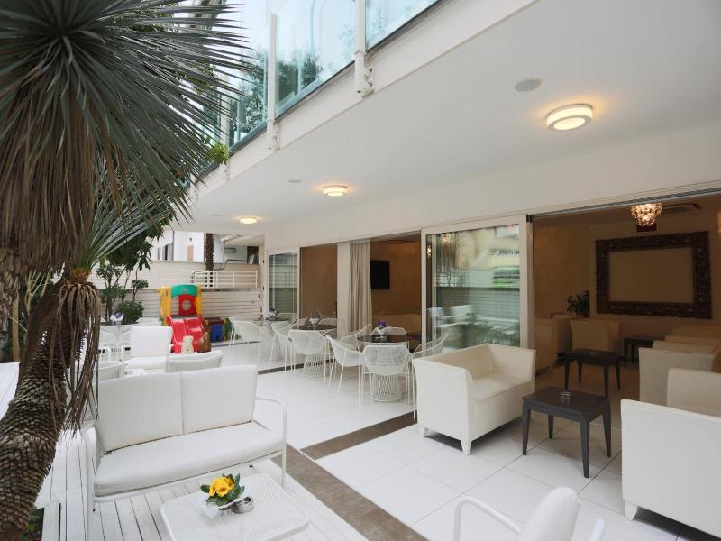 Hotel Caribia image