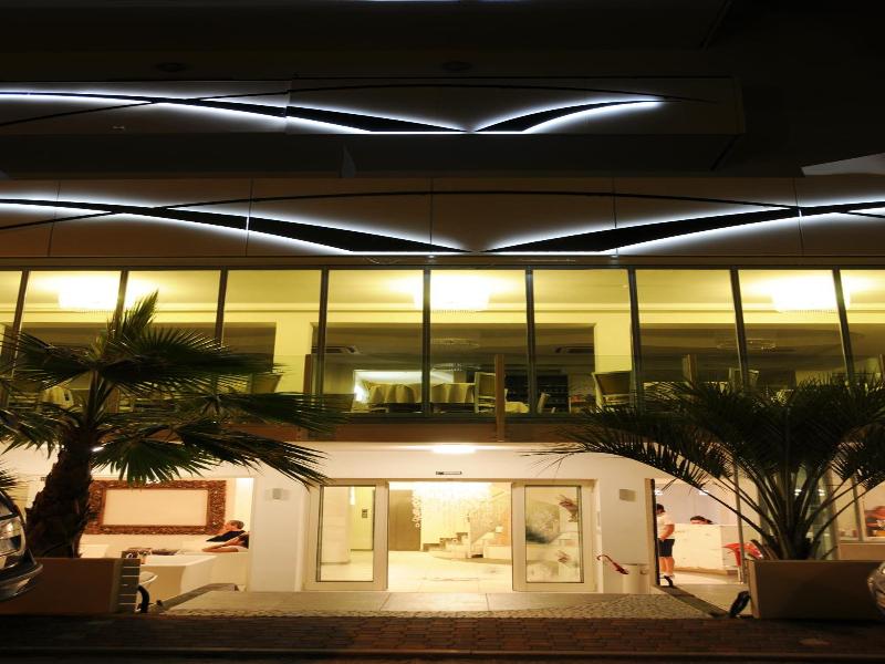 Hotel Caribia image