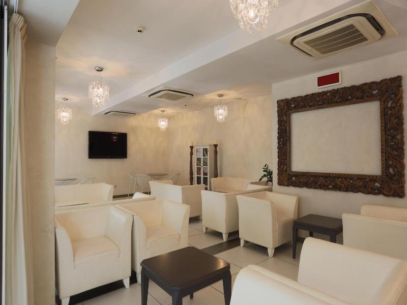 Hotel Caribia image