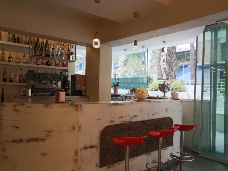 Hotel Caribia image