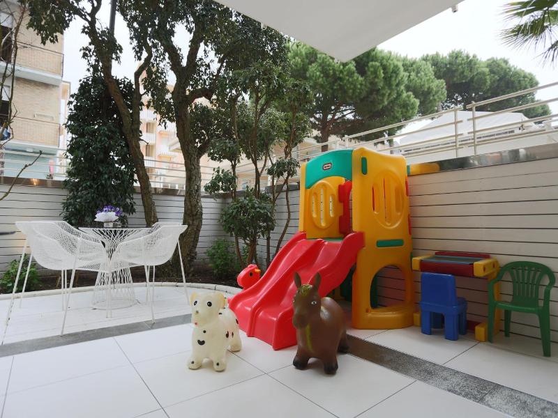 Hotel Caribia image