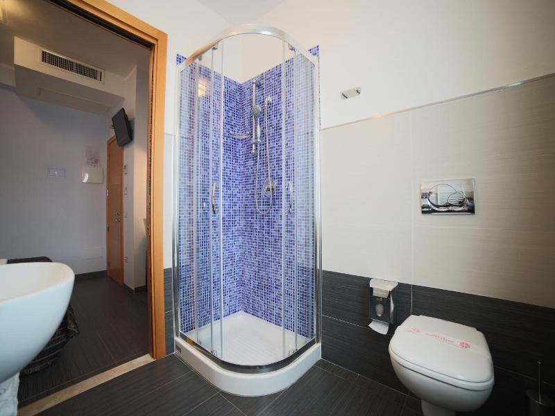 Hotel Caribia image