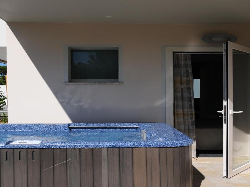Hotel Caribia image