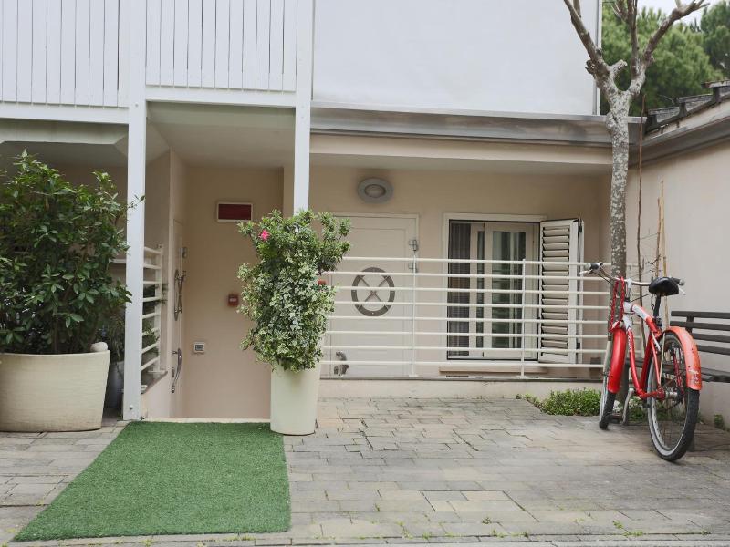 Hotel Caribia image