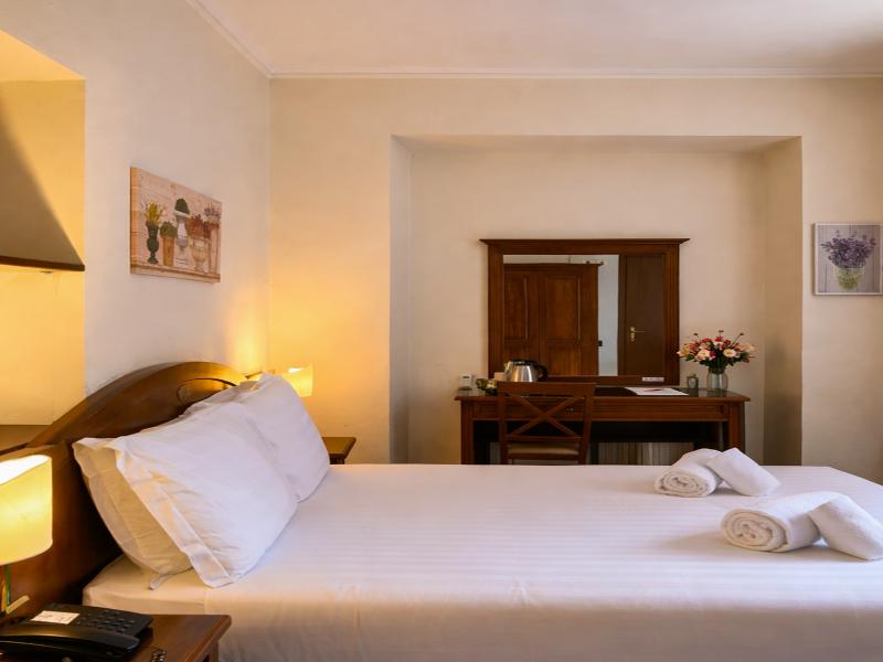Hotel Pavone image