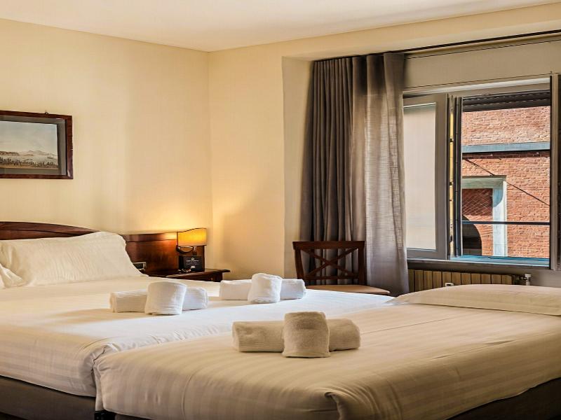 Hotel Pavone image