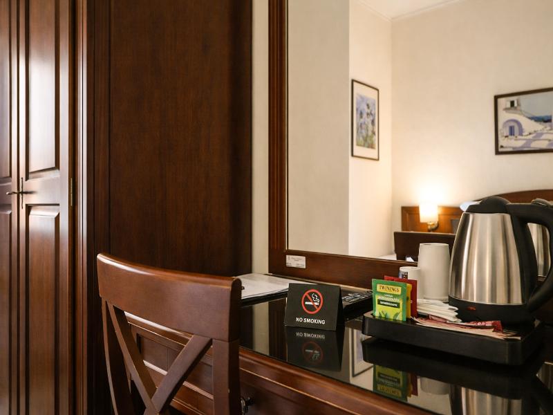 Hotel Pavone — general view