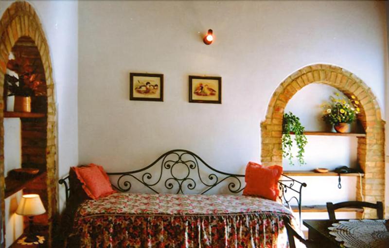 Aia Country Holidays image