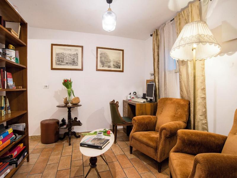 Colosseum Bed & Breakfast image