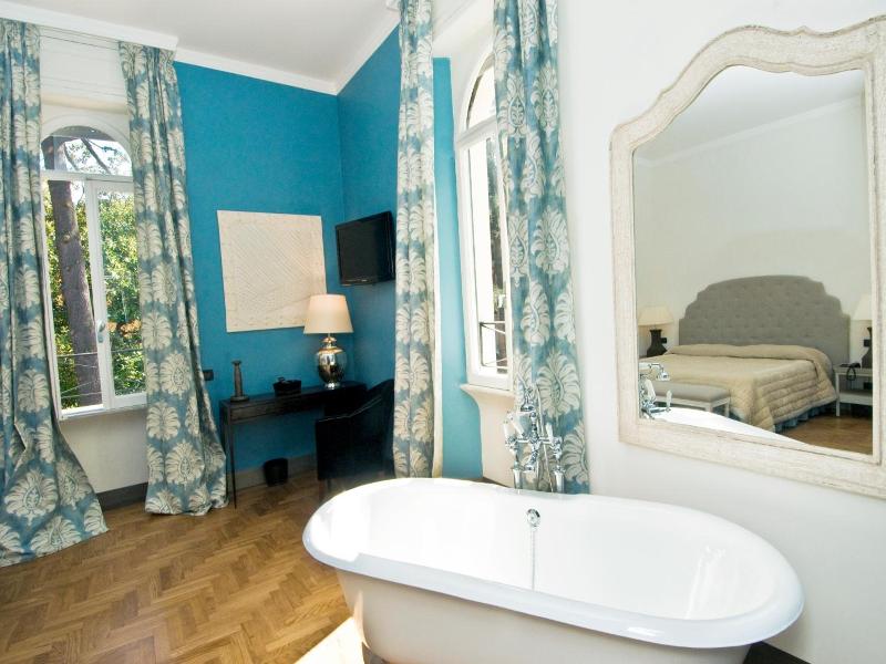 Hotel Villa Linneo image