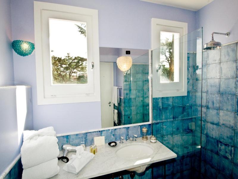 Hotel Villa Linneo image